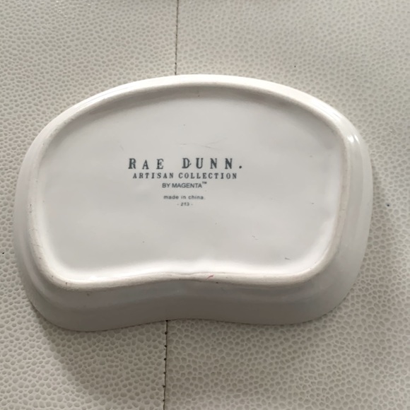 Rae Dunn Soap Dish - Picture 3 of 3